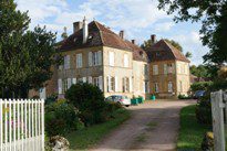 Haras pour deux chevaux au pays de Vauban