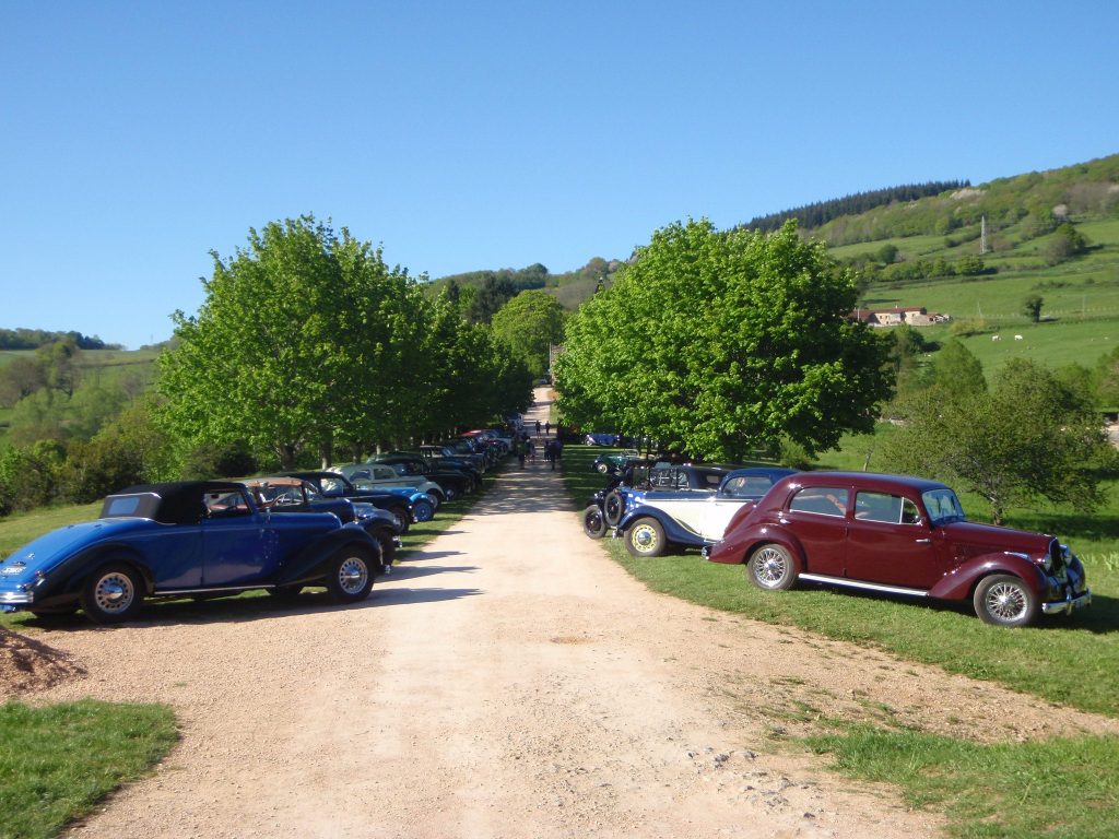 Rallye National Club Hotchkiss: Château en Mâconnais.