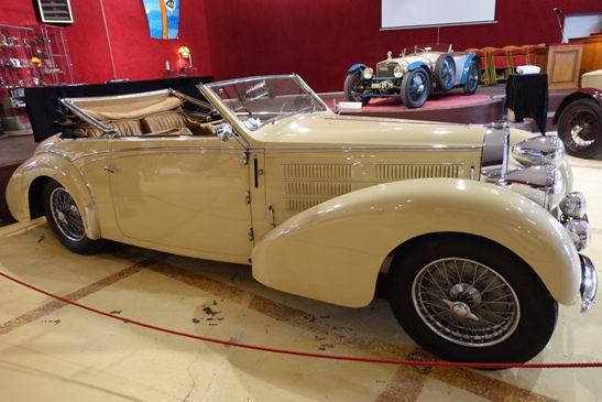 Les Bugatti de la vente OSENAT juin 2017